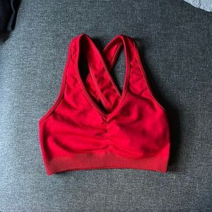 Alphalete Amplify sport bra - red